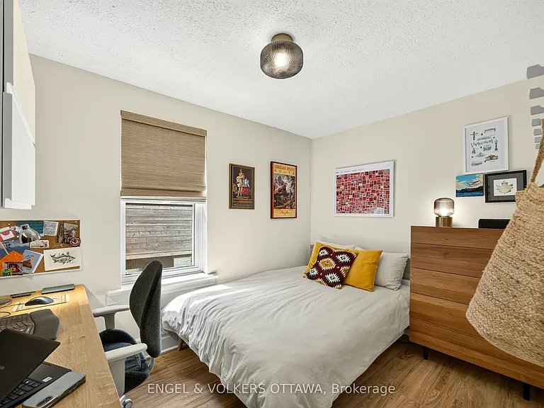 68 Lorne Ave — Photo 35