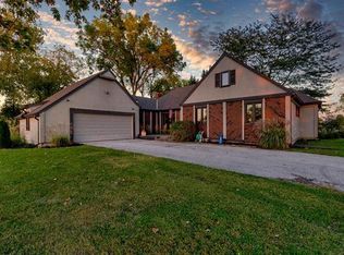 16521 Endicott Rd, Kearney, MO 64060