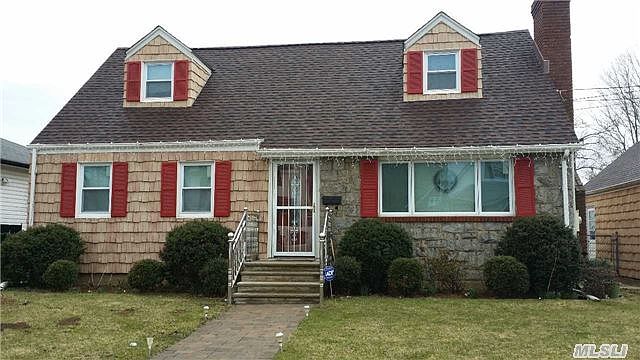 1st image of 530 Woodbine St