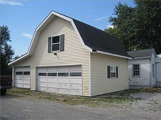 2nd image of 705 Leesburg Ave