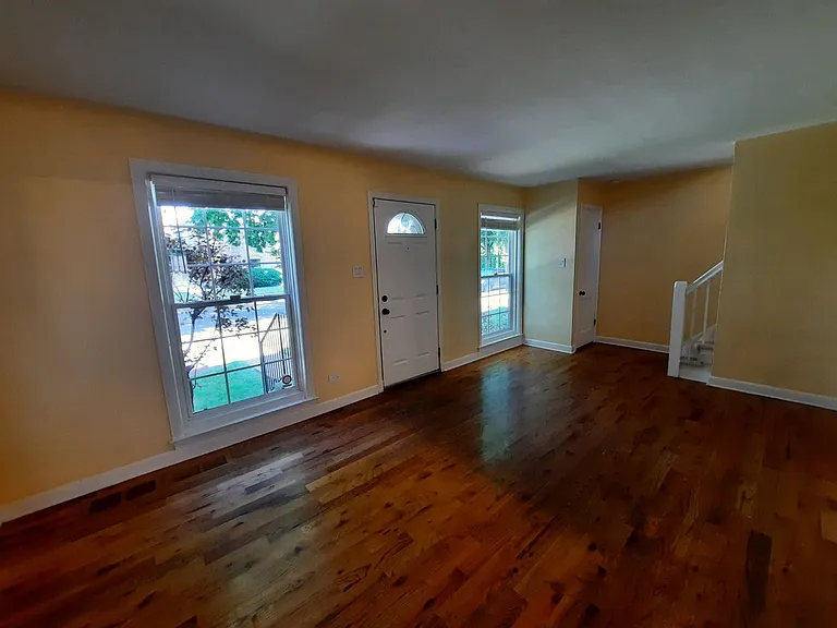 1720 Leland Ave — Photo 44
