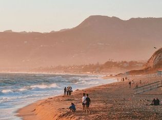 5911 Bonsall Dr, Malibu, CA 90265