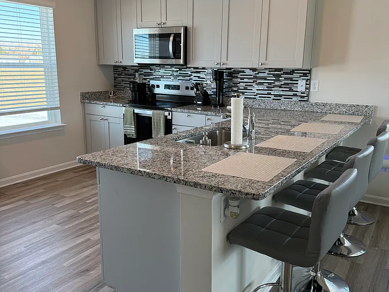 108 Parkland Rd — Photo 3