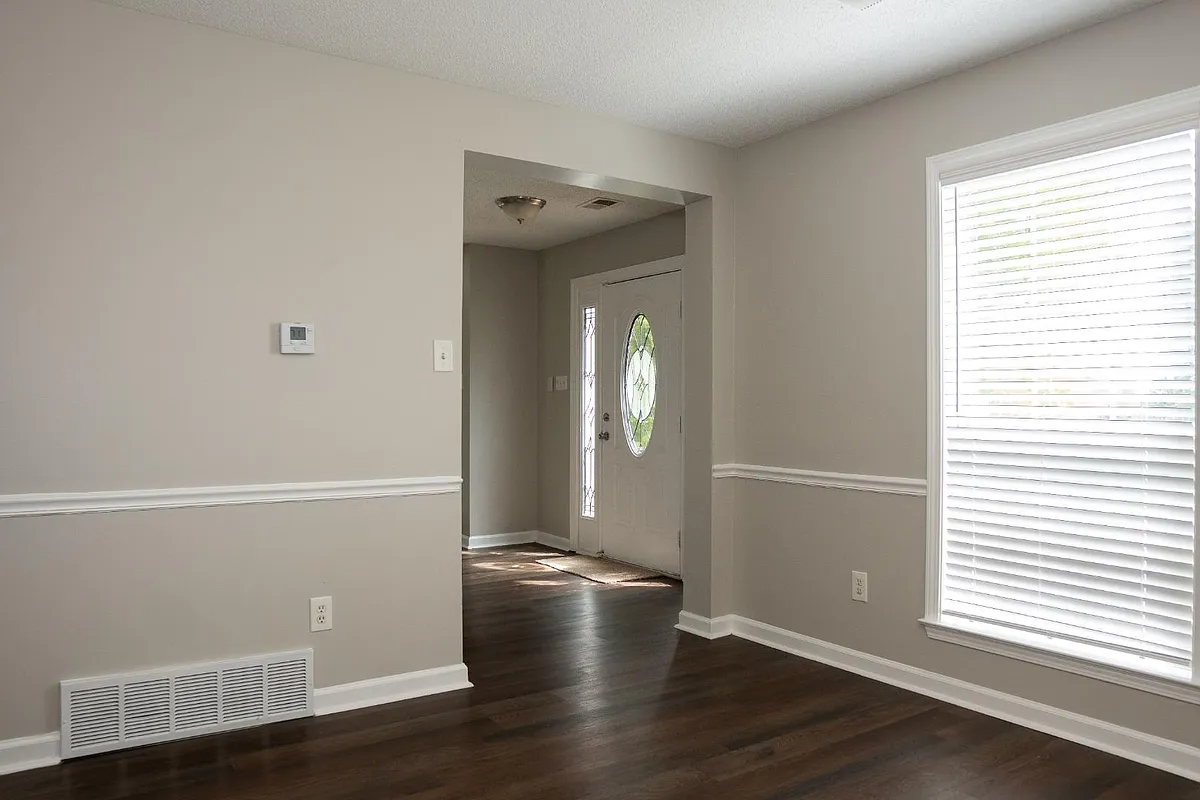 Property Photo - 5275 Annandale Dr