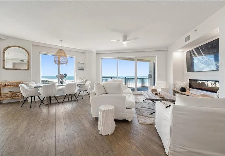 1200 Gulf Blvd #902 — Photo 3