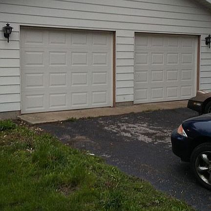 5th image of 6094 Canary Ave