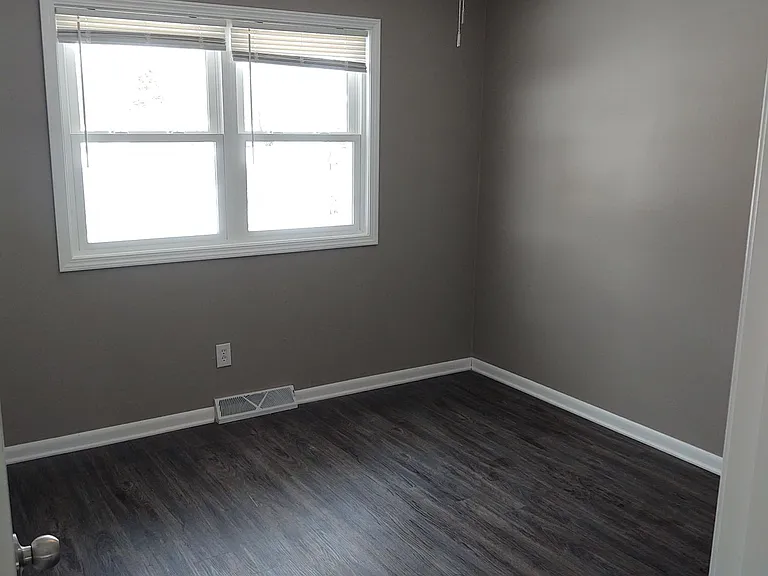 5909 New York Ave — Photo 8