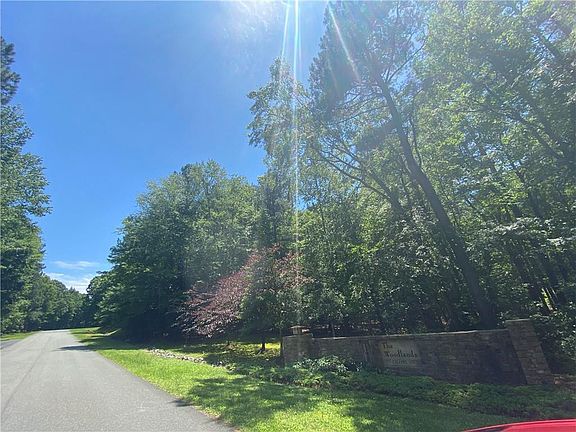 4th image of 3502 Stonegate Dr