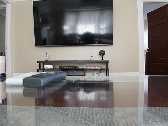 2nd image of 2682-84 B St #2682