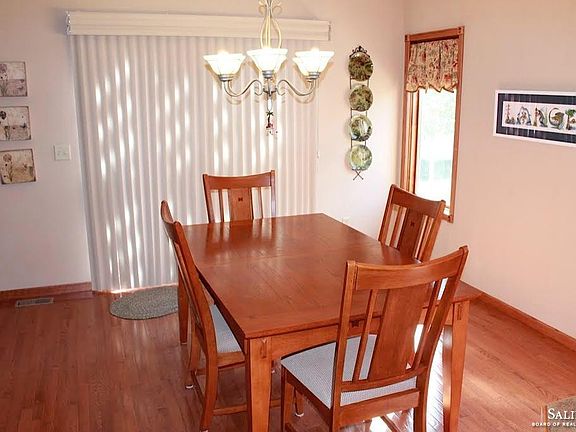 5th image of 1616 Tanglewood Ln