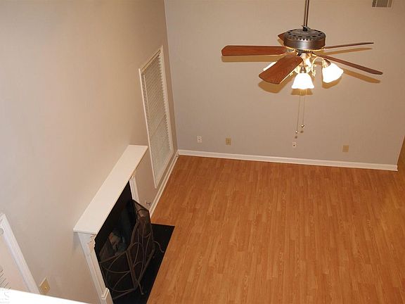 4th image of 3960-207 Riverlook Pkwy SE #7