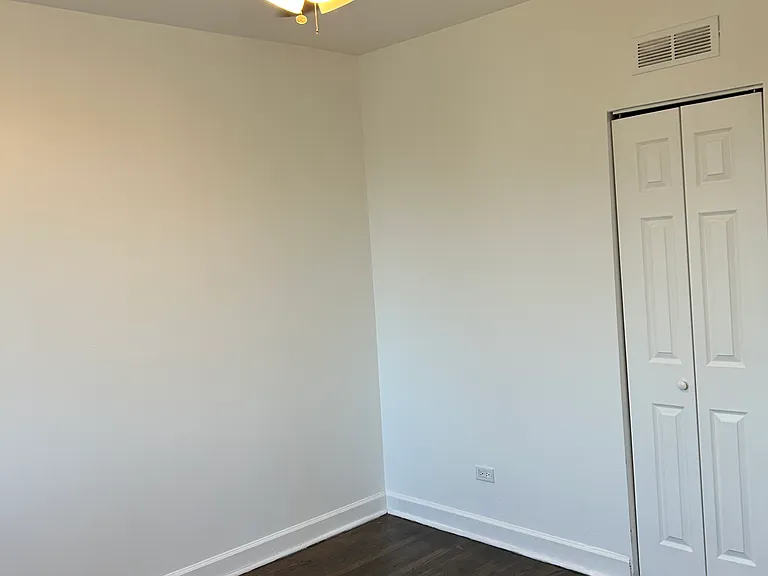 548 E 61st St #3 — Photo 11