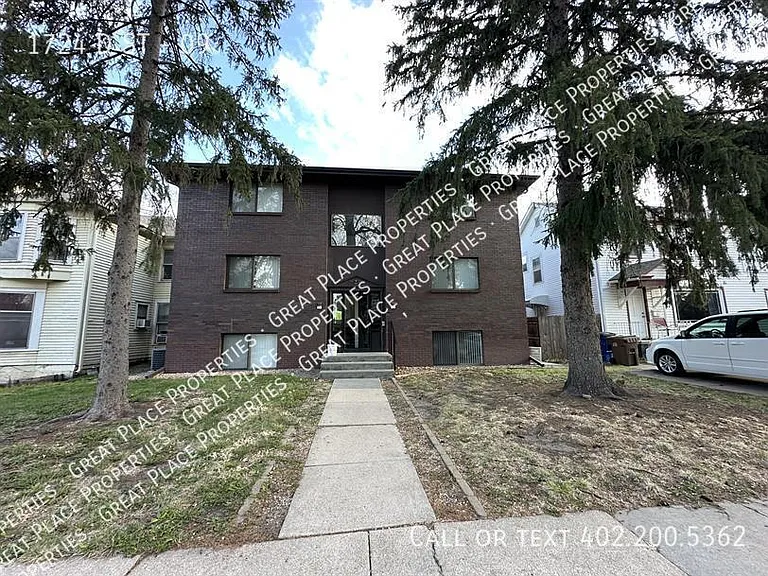 1724 D St #9 — Photo 5