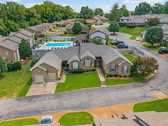 2nd image of 414 Country Club Ct