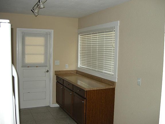 5th image of 4705 W Euclid Ave