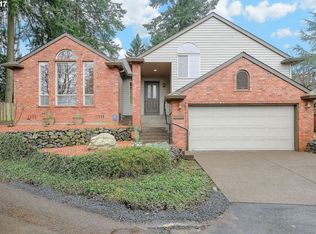 3346 SW Huber St, Portland, OR 97219