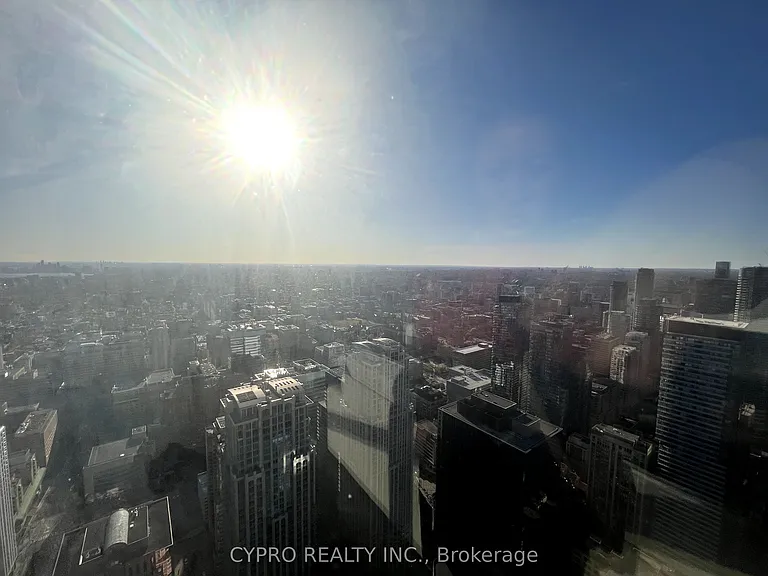 388 Yonge St #6516 — Photo 10