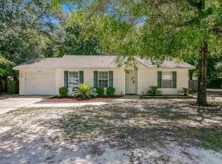 5862 Cedar Tree Dr, Milton, FL 32570