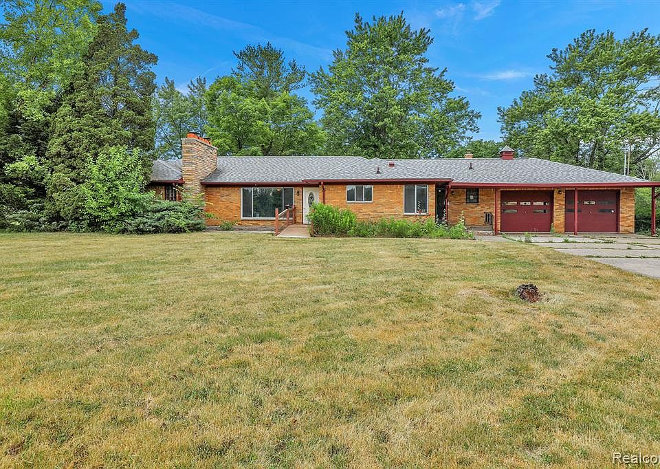 5057 N Elms Rd, Flushing, MI 48433 Zillow