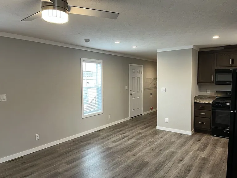 1801 W 92nd Ave #9 — Photo 5