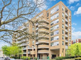 245 Davisville Ave #LPH03, Toronto, ON M4S 3H4