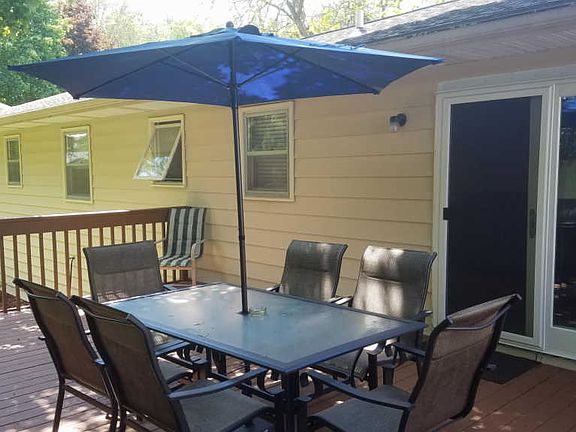 5th image of 3958 Meadowood Ln SW
