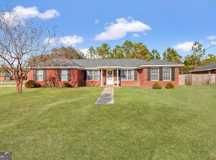 202 Cowart Rd, Hinesville, GA 31313