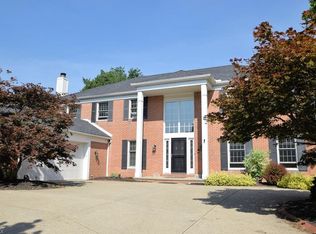 18004 Saratoga Trl, Strongsville, OH