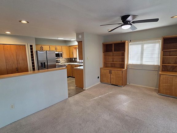 4th image of 112 Ridgeview Dr