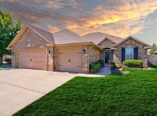 12629 Smithfield Ln, Oklahoma City, OK 73173