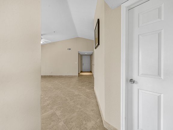 5th image of 4680 Saint Croix Ln APT 532