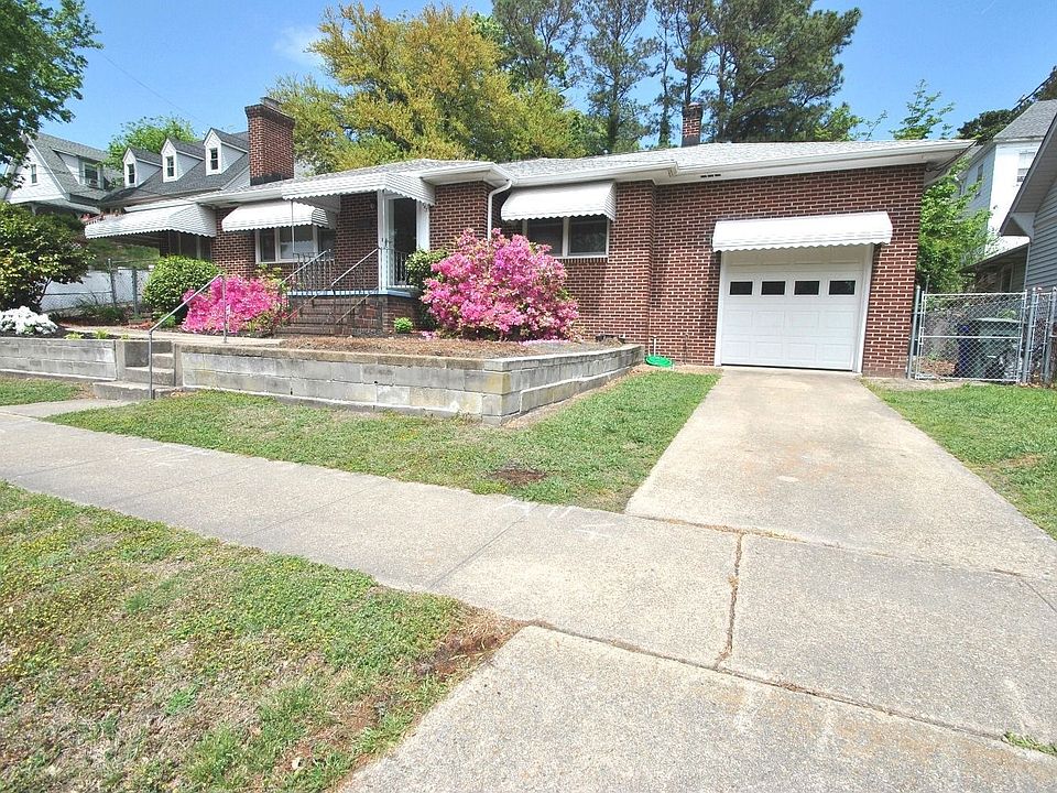 1st image of 242 W Balview Ave