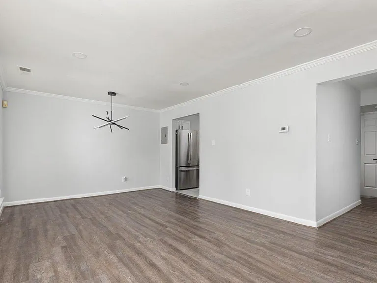 1701 Gainesville St SE #101 — Photo 4