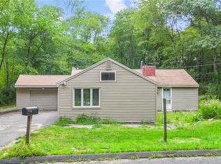 1826 Plank Rd, Cheshire, CT 06410