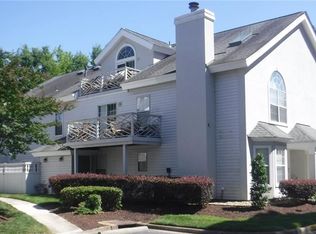 423 Seahorse Run, Chesapeake, VA 23320