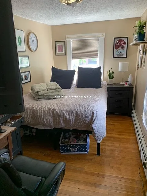 3 bed, 1300 sqft, $3,600 — Photo 3