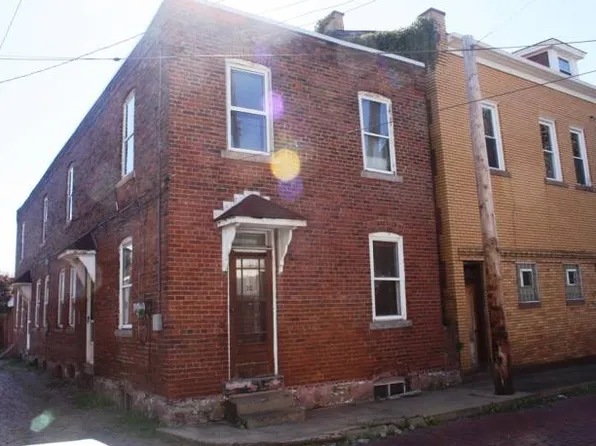 312 Campbell St, Mc Kees Rocks, PA 15136