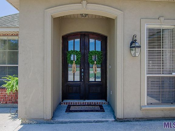 3rd image of 33831 Blake Ct