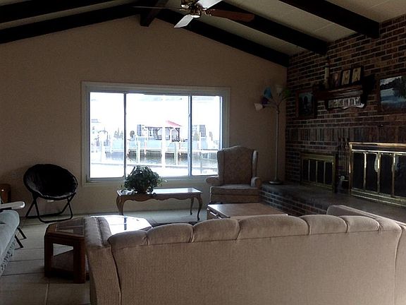 2nd image of 357 Cheryl Dr