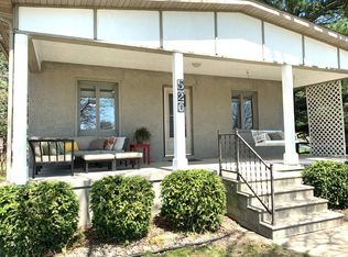 520 5th Ave SW, Waverly, IA 50677