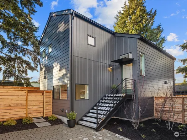 8411 9th Avenue SW, Seattle, WA 98106