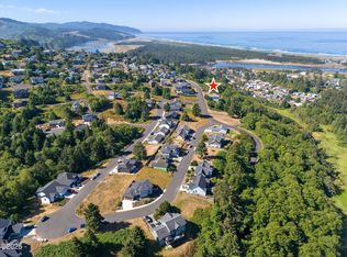 3 Reddekopp Rd, Pacific City, OR 97135