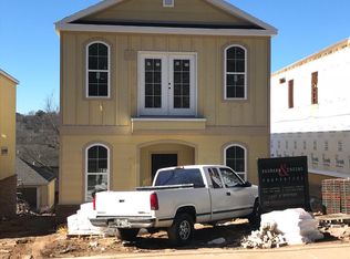 863 N Gregg Ave, Fayetteville, AR 72701