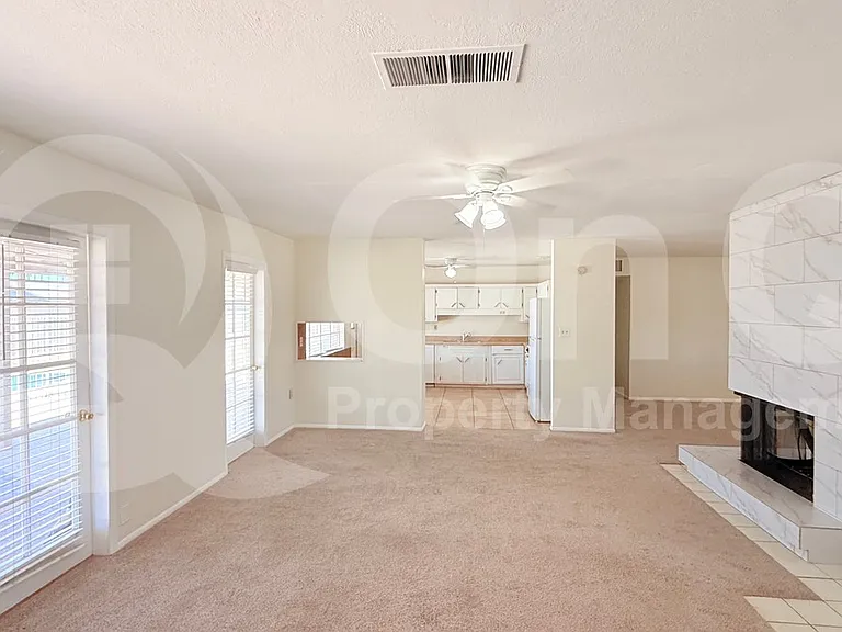 7302 E Lewis Ave — Photo 3