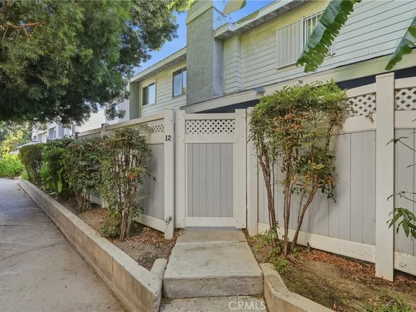 8350 Burnet Ave, North Hills, CA 91343