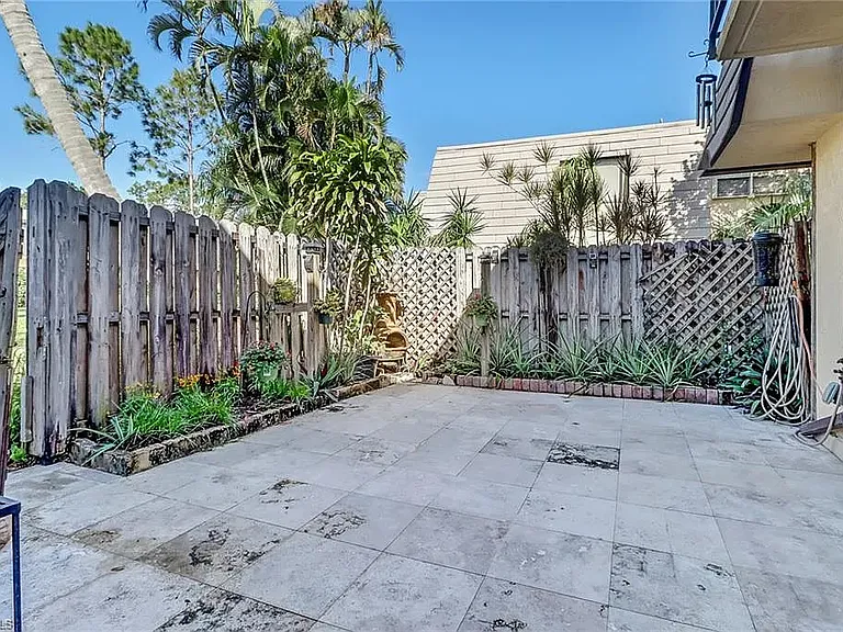 4033 Sandlewood Ln #3 — Photo 11