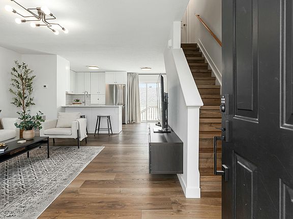 2nd image of 5995 Eden Valley Dr #603