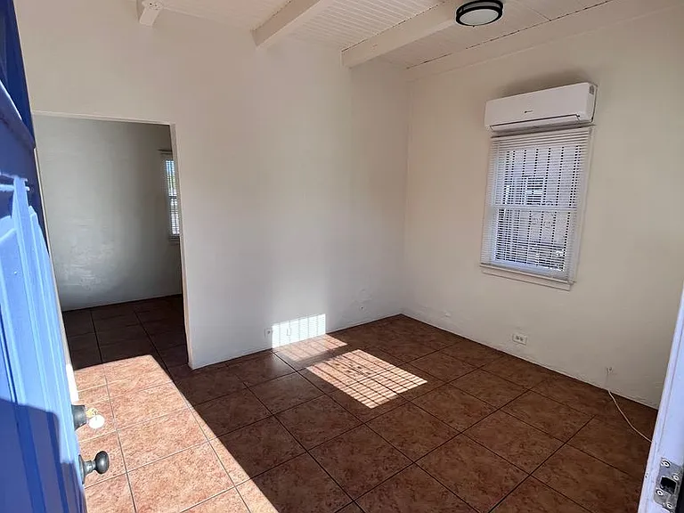 10 W Rillito St — Photo 14