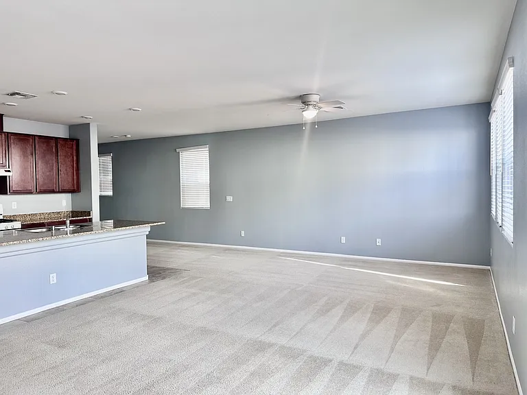 5758 Mia Skye St — Photo 9