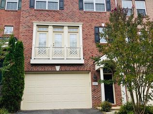 4497 Monmouth St, Fairfax, VA 22030